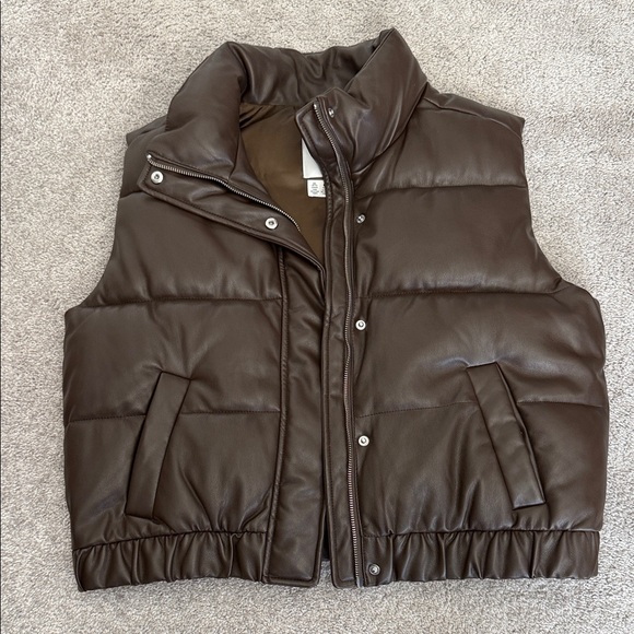 Abercrombie & Fitch Brown Puffer Vest - Picture 1 of 2
